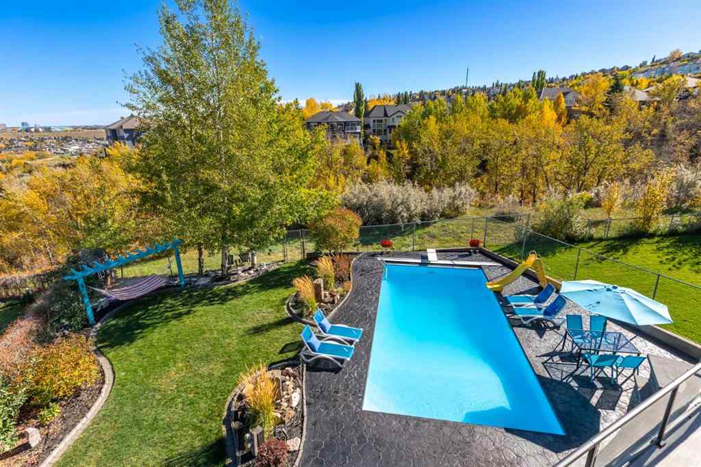 MLS® A2263066 - 366 Patterson Boulevard SW in Patterson Calgary, Residential