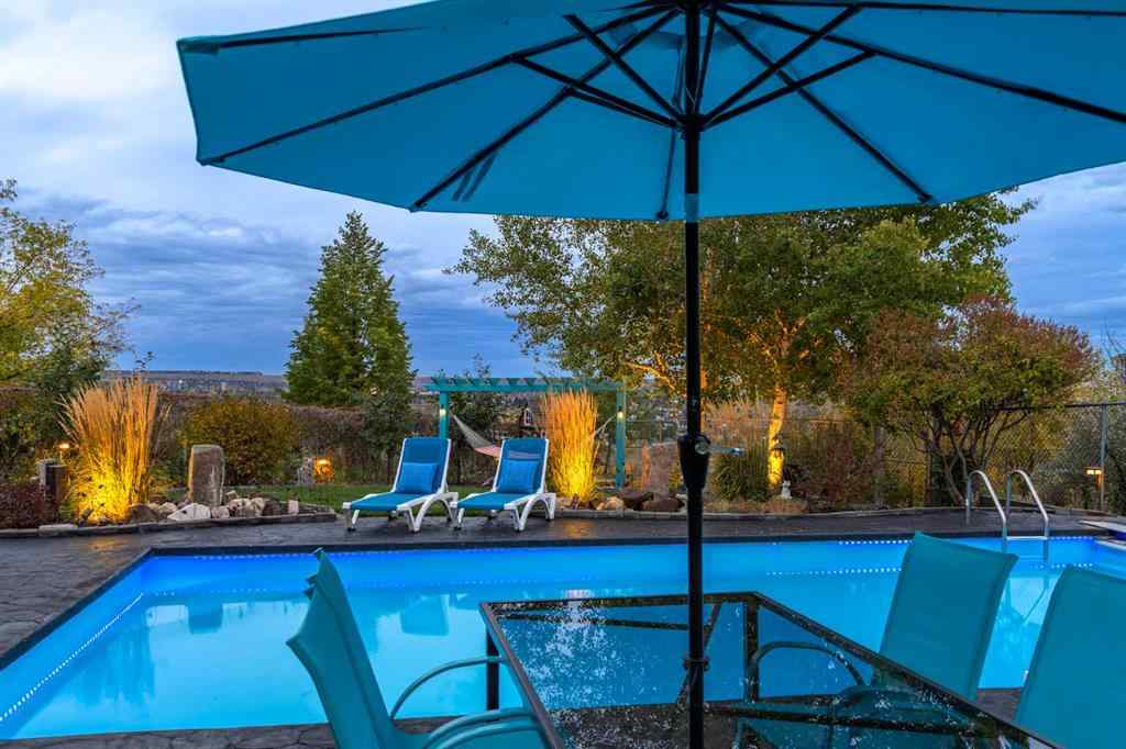 MLS® A2263066 - 366 Patterson Boulevard SW in Patterson Calgary, Residential