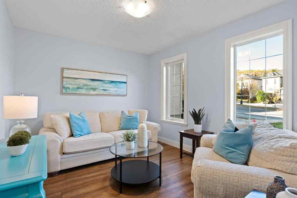 MLS® A2263066 - 366 Patterson Boulevard SW in Patterson Calgary, Residential