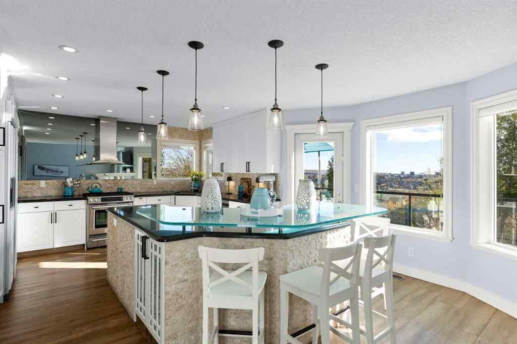 MLS® A2263066 - 366 Patterson Boulevard SW in Patterson Calgary, Residential