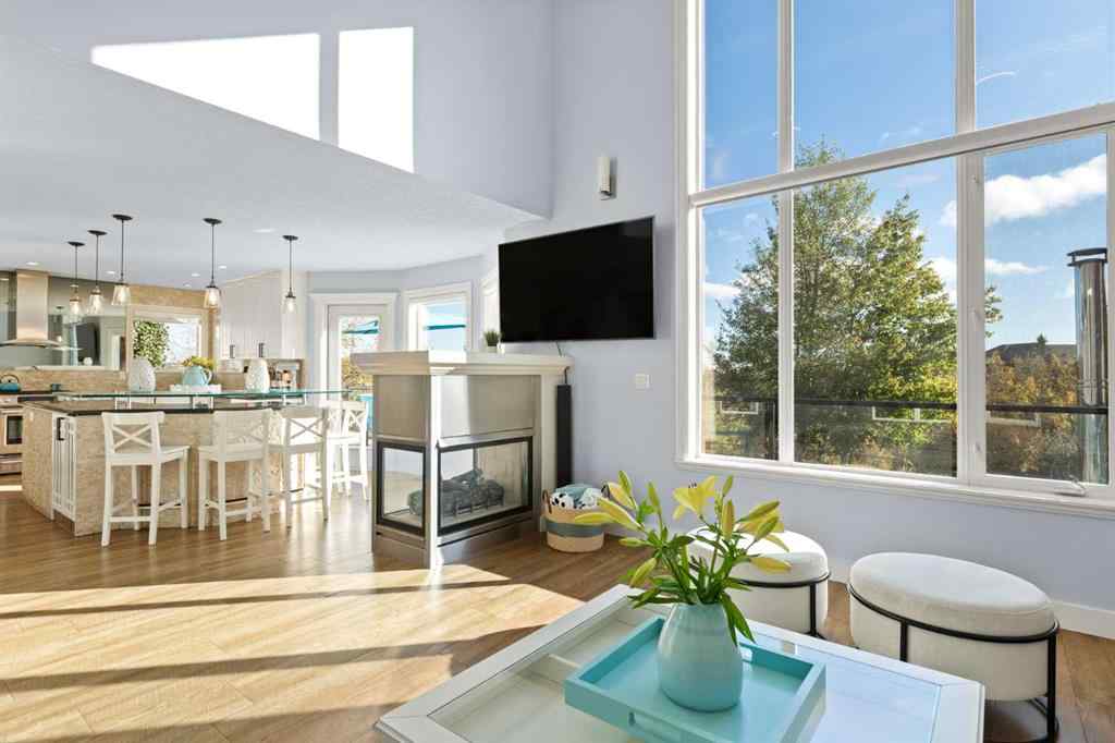 MLS® A2263066 - 366 Patterson Boulevard SW in Patterson Calgary, Residential