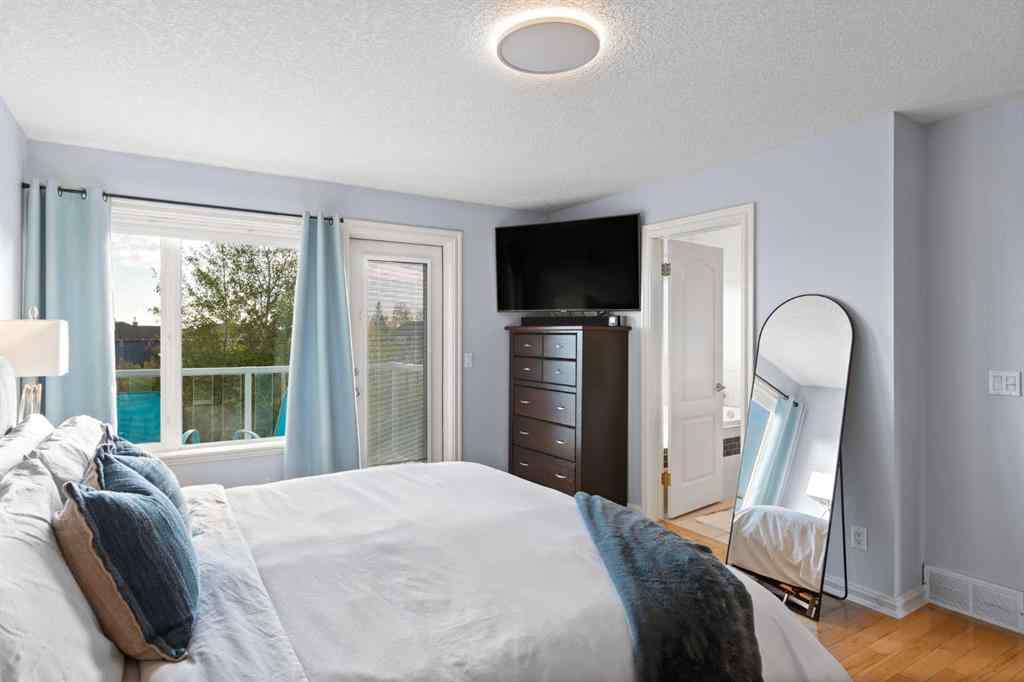 MLS® A2263066 - 366 Patterson Boulevard SW in Patterson Calgary, Residential