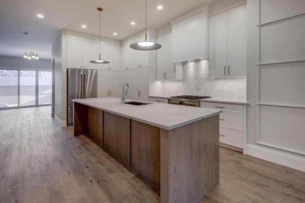 MLS® A2263069 - 618 27 Avenue NW in Mount Pleasant Calgary, Residential