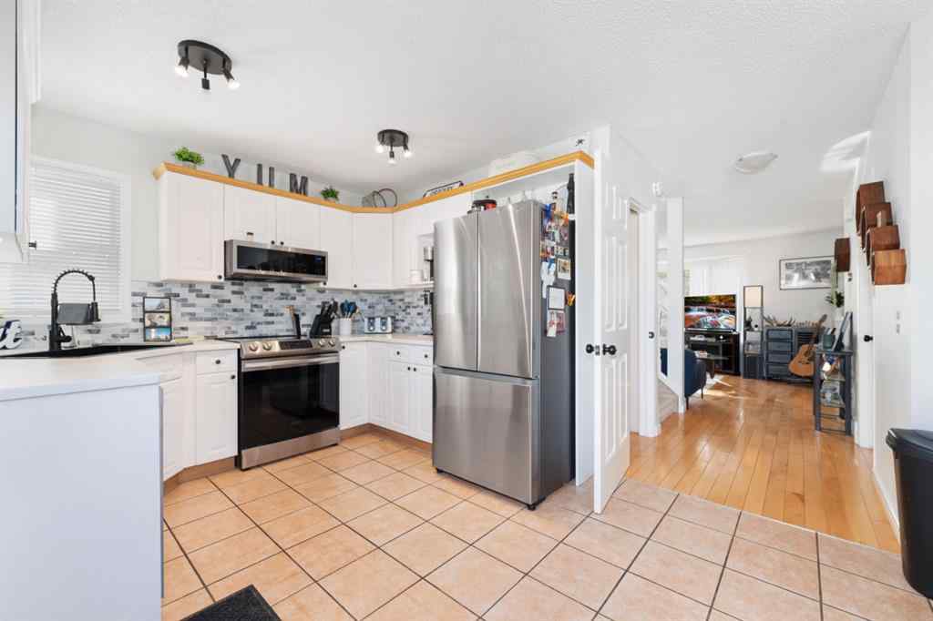 MLS® A2263071 - 291 Arbour Grove Close NW in Arbour Lake Calgary, Residential