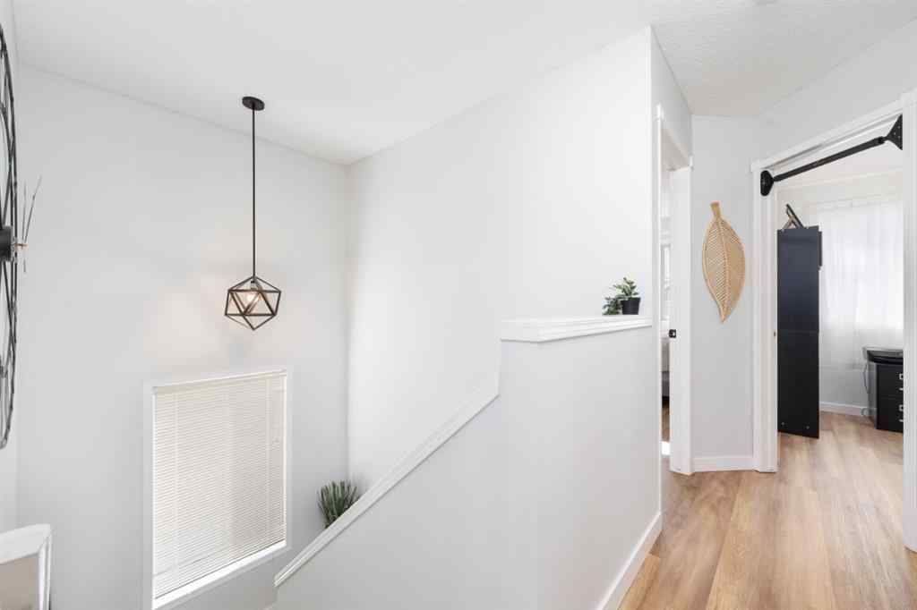 MLS® A2263071 - 291 Arbour Grove Close NW in Arbour Lake Calgary, Residential