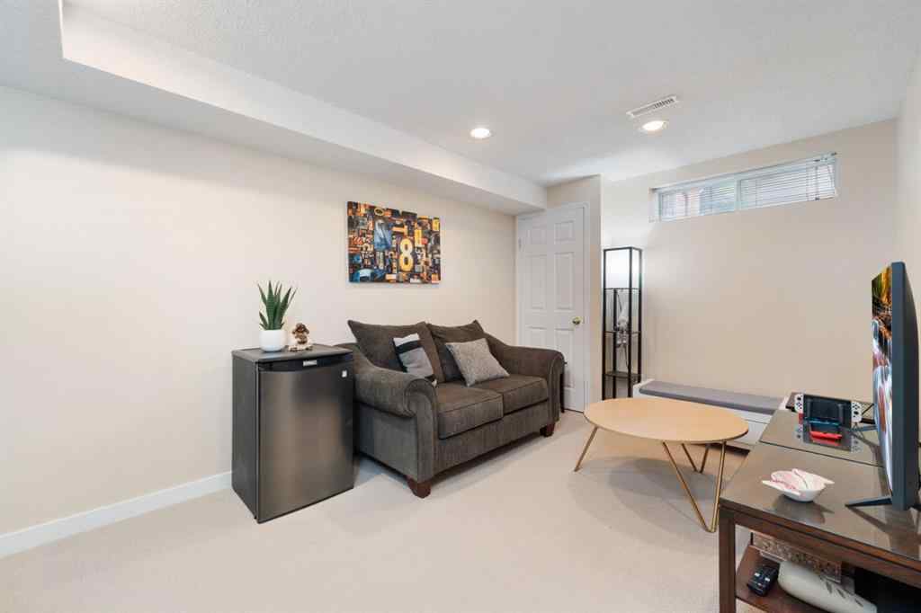 MLS® A2263071 - 291 Arbour Grove Close NW in Arbour Lake Calgary, Residential