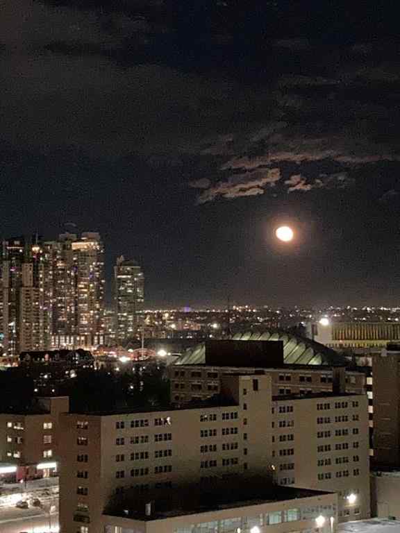 MLS® A2263072 - Unit #1703 330 26 Avenue SW in Mission Calgary, Residential