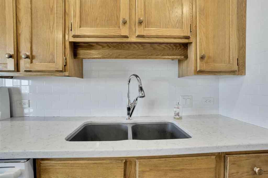 MLS® A2263072 - Unit #1703 330 26 Avenue SW in Mission Calgary, Residential