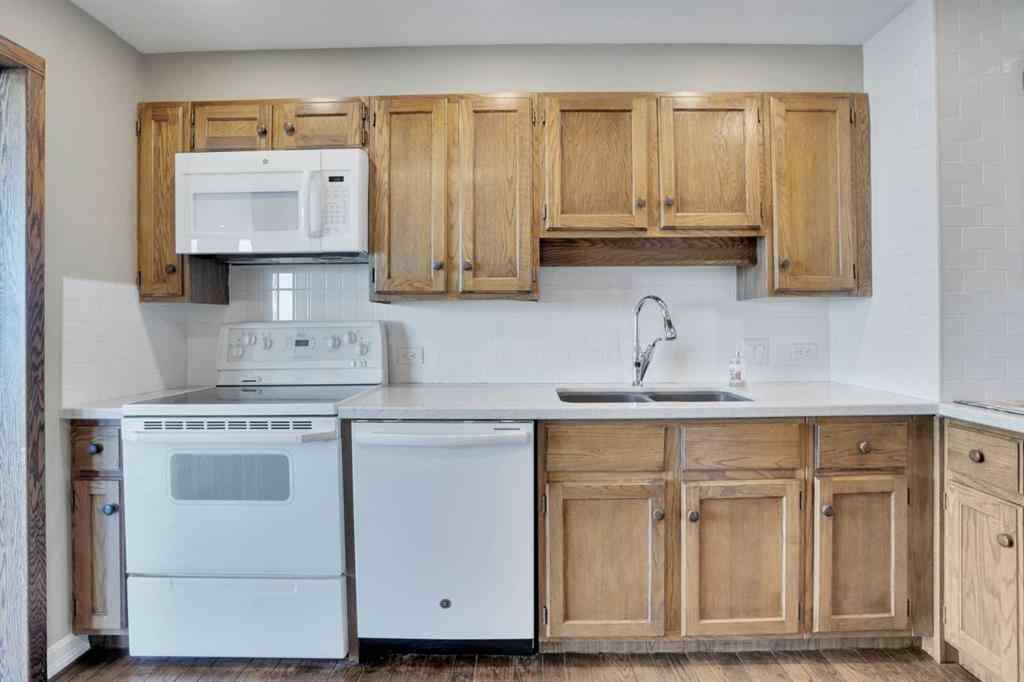 MLS® A2263072 - Unit #1703 330 26 Avenue SW in Mission Calgary, Residential