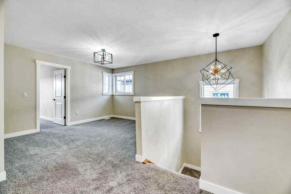 MLS® A2263074 - 828 Edgefield Street  in Edgefield Strathmore, Residential