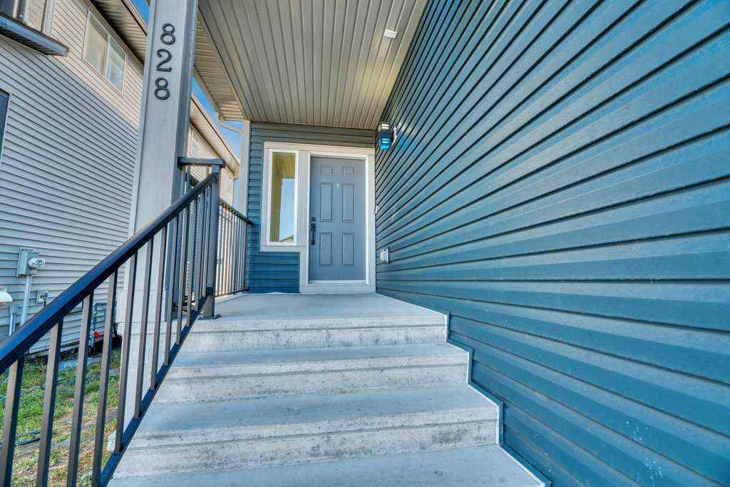 MLS® A2263074 - 828 Edgefield Street  in Edgefield Strathmore, Residential