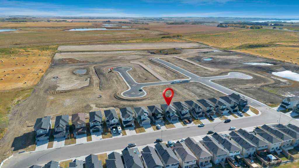 MLS® A2263074 - 828 Edgefield Street  in Edgefield Strathmore, Residential