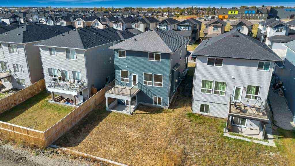 MLS® A2263074 - 828 Edgefield Street  in Edgefield Strathmore, Residential