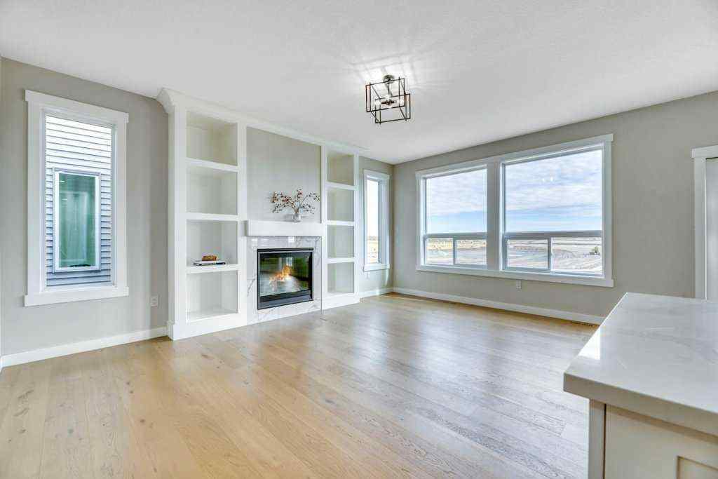 MLS® A2263074 - 828 Edgefield Street  in Edgefield Strathmore, Residential