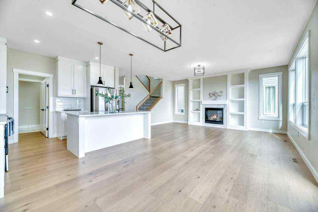 MLS® A2263074 - 828 Edgefield Street  in Edgefield Strathmore, Residential