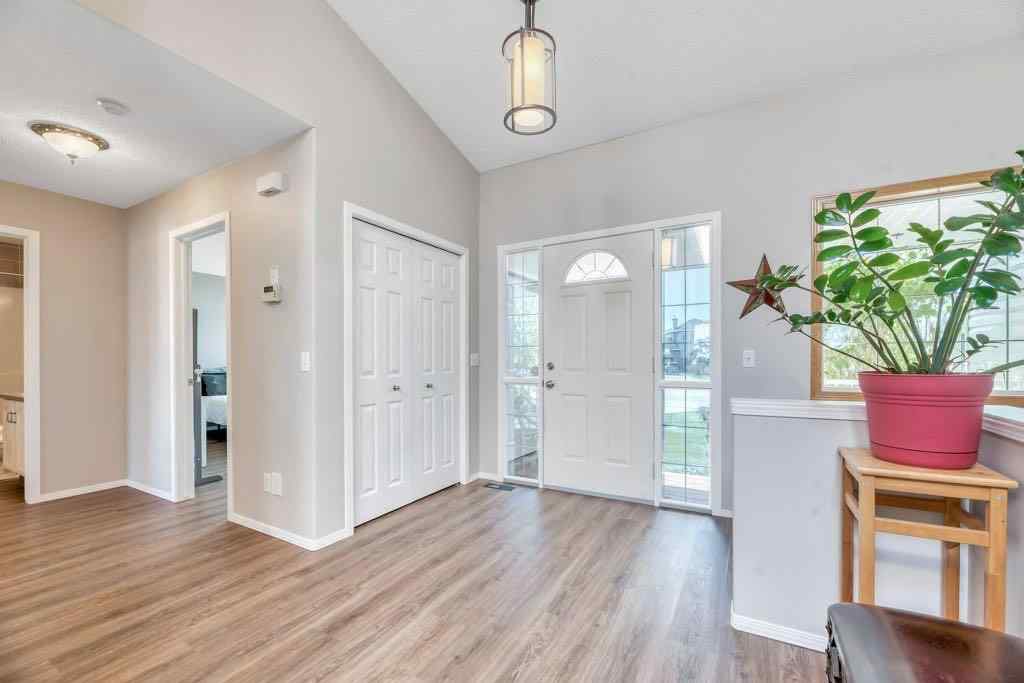 MLS® A2263078 - 15 Henderson Bay NE in NONE Langdon, Residential