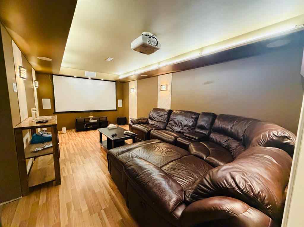 MLS® A2263089 - 5210 53 Avenue  in Central Ponoka Ponoka, Residential