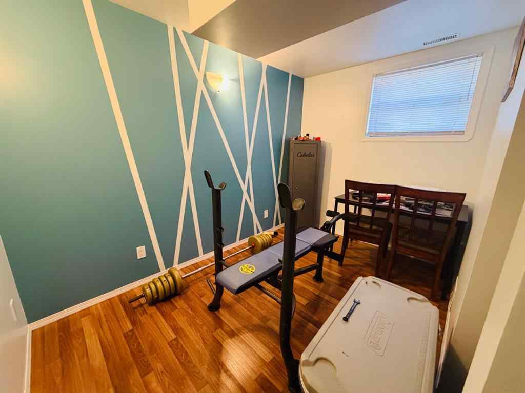 MLS® A2263089 - 5210 53 Avenue  in Central Ponoka Ponoka, Residential