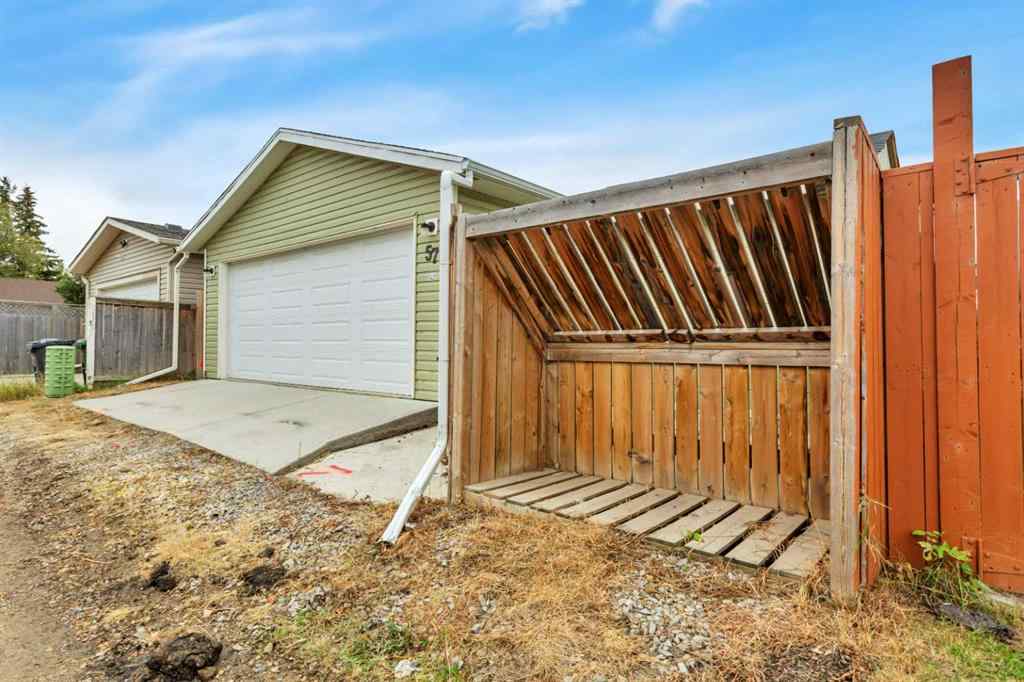 MLS® A2263090 - 57 Erickson Drive  in Eastview Estates Red Deer, Residential