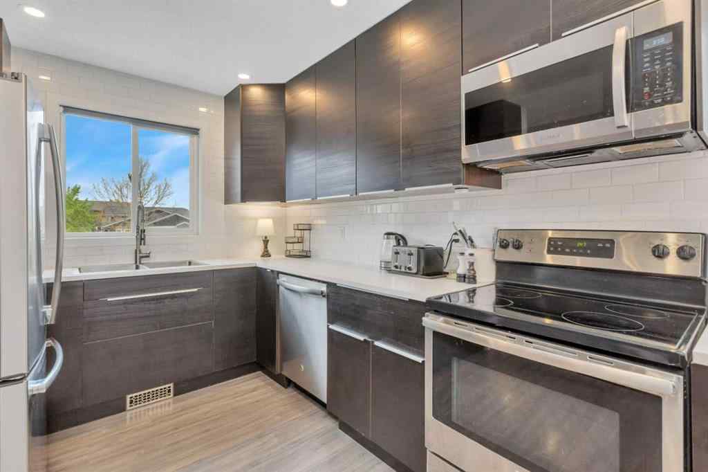 MLS® A2263090 - 57 Erickson Drive  in Eastview Estates Red Deer, Residential