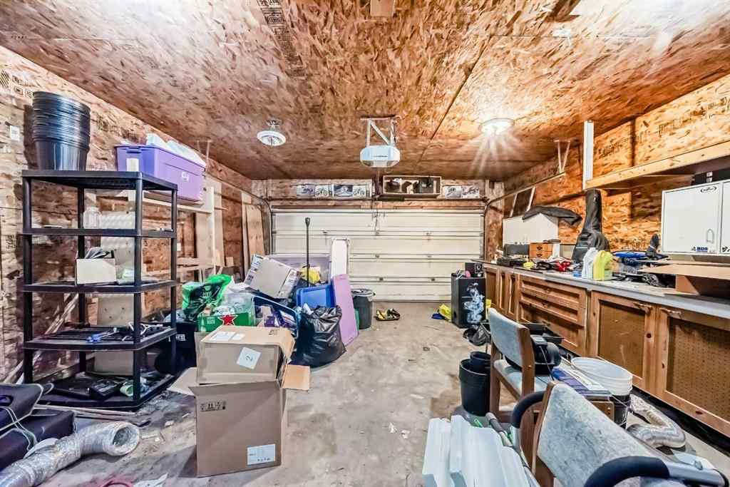 MLS® A2263092 - 124 Creek Gardens Close NW in Silver Creek Airdrie, Residential