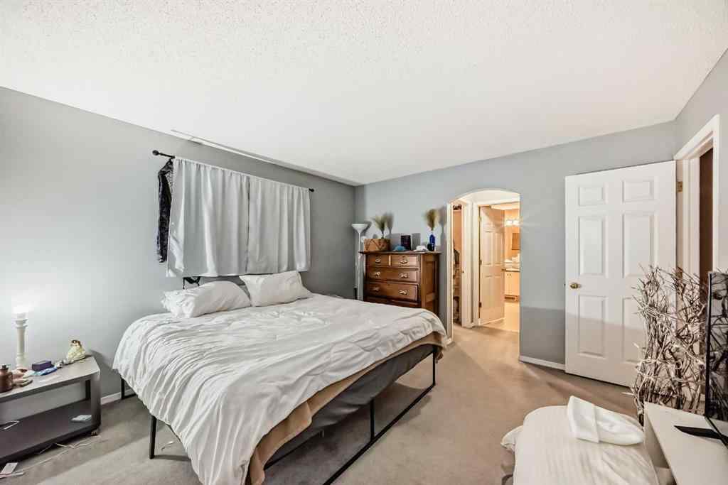 MLS® A2263092 - 124 Creek Gardens Close NW in Silver Creek Airdrie, Residential