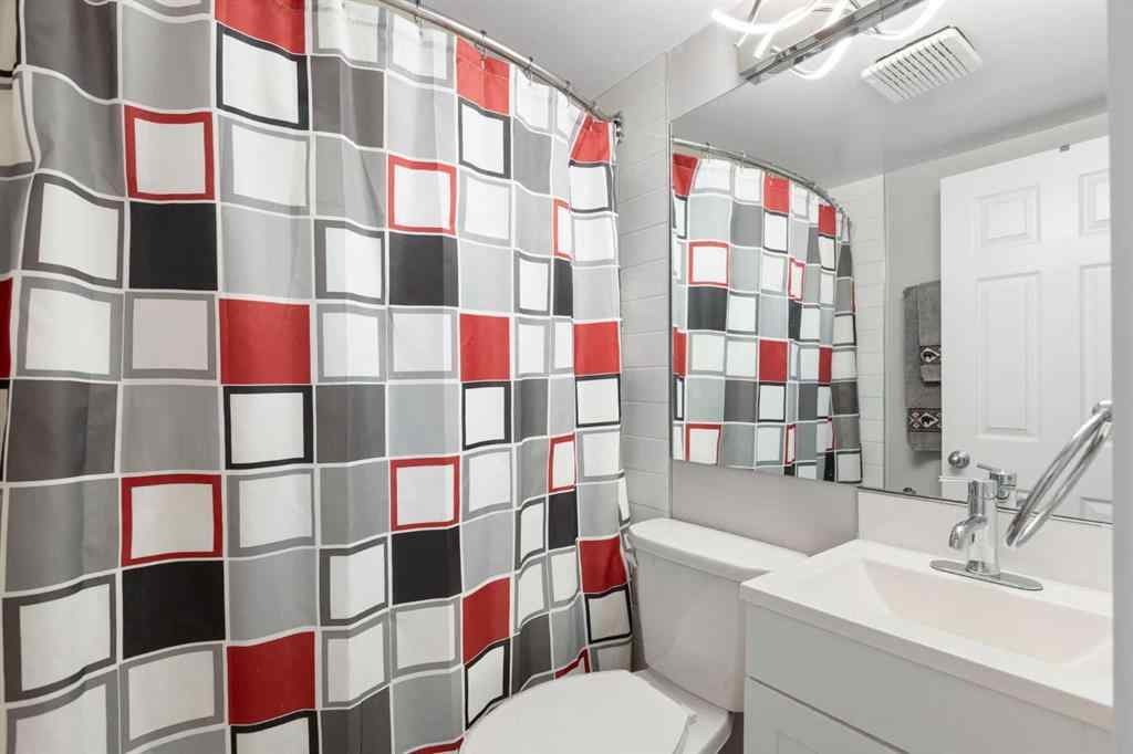 MLS® A2263094 - 1826 34 Avenue SW in South Calgary Calgary, Residential