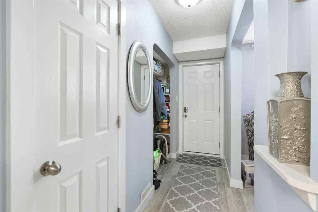 MLS® A2263094 - 1826 34 Avenue SW in South Calgary Calgary, Residential