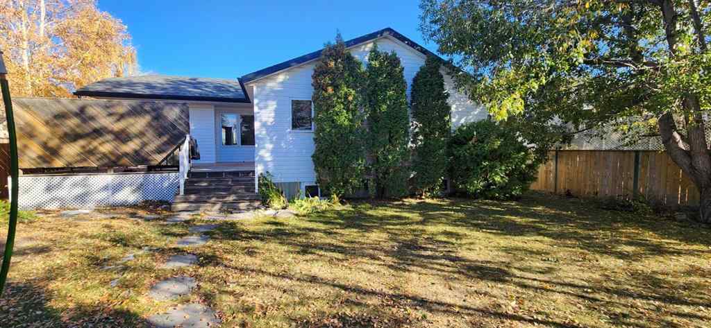 MLS® A2263096 - 1506 Walter Place  in NONE Didsbury, Residential