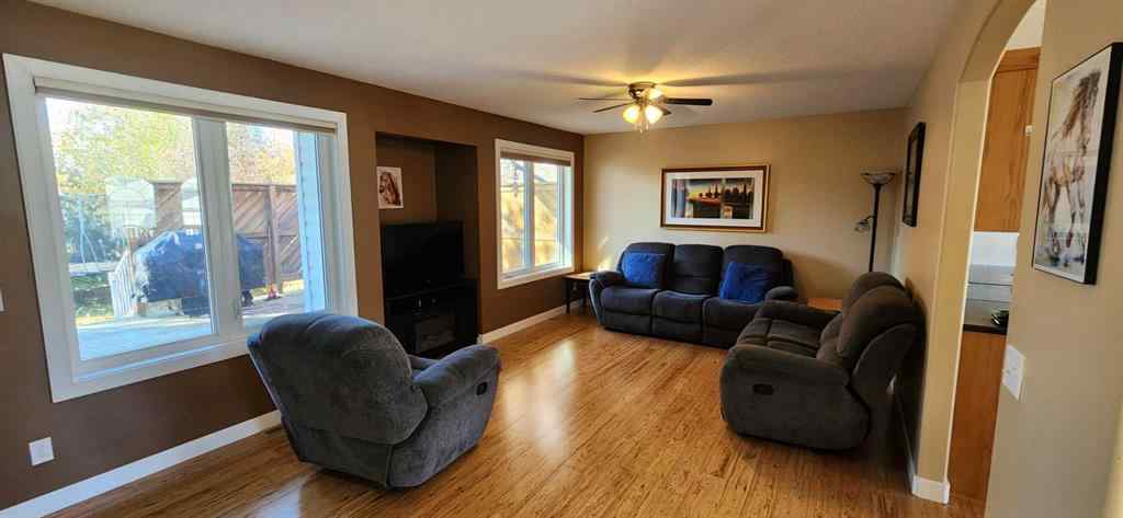 MLS® A2263096 - 1506 Walter Place  in NONE Didsbury, Residential