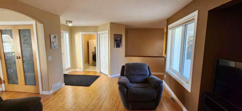 MLS® A2263096 - 1506 Walter Place  in NONE Didsbury, Residential
