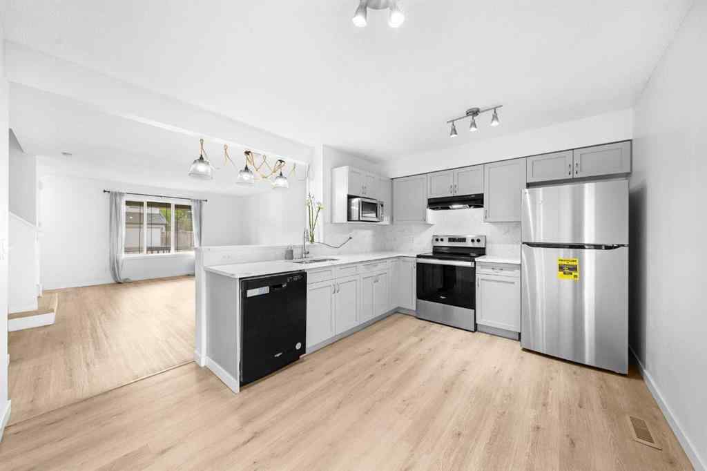 MLS® A2263097 - 18 Panatella Park NW in Panorama Hills Calgary, Residential