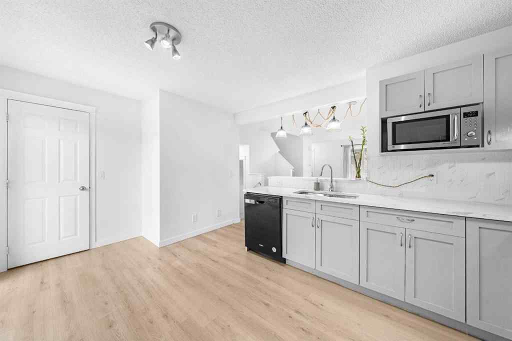 MLS® A2263097 - 18 Panatella Park NW in Panorama Hills Calgary, Residential