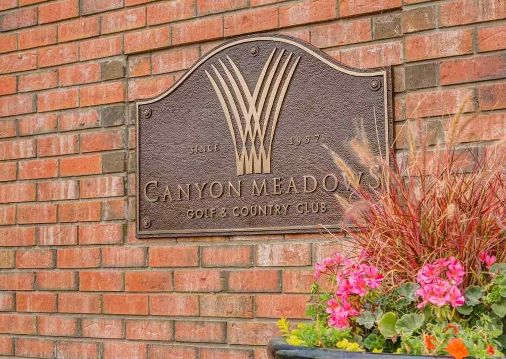 MLS® A2263101 - 927 124 Avenue SW in Canyon Meadows Calgary, Residential