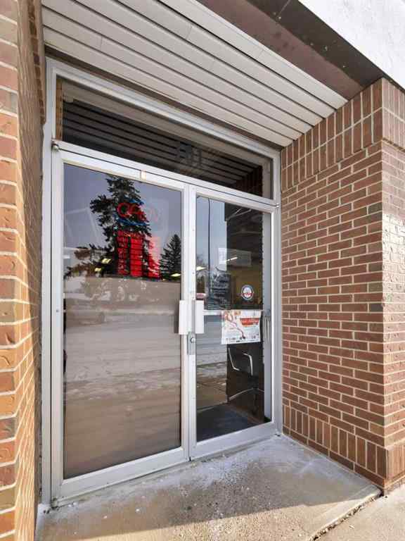 MLS® A2263104 - Unit #101 1601 Dunmore Road SE in Crestwood-Norwood Medicine Hat, Commercial
