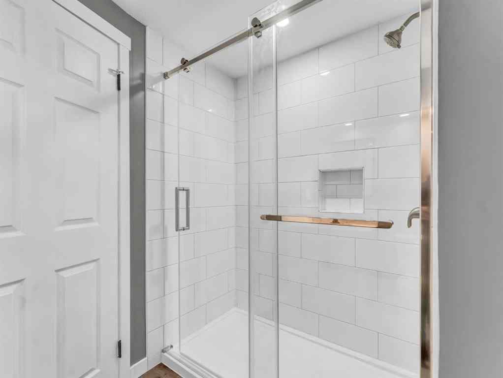 MLS® A2263108 - 9 Rossmere Way SE in Ross Glen Medicine Hat, Residential