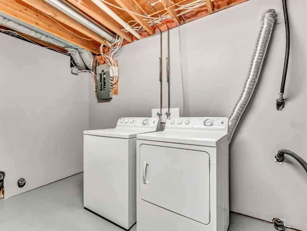 MLS® A2263108 - 9 Rossmere Way SE in Ross Glen Medicine Hat, Residential