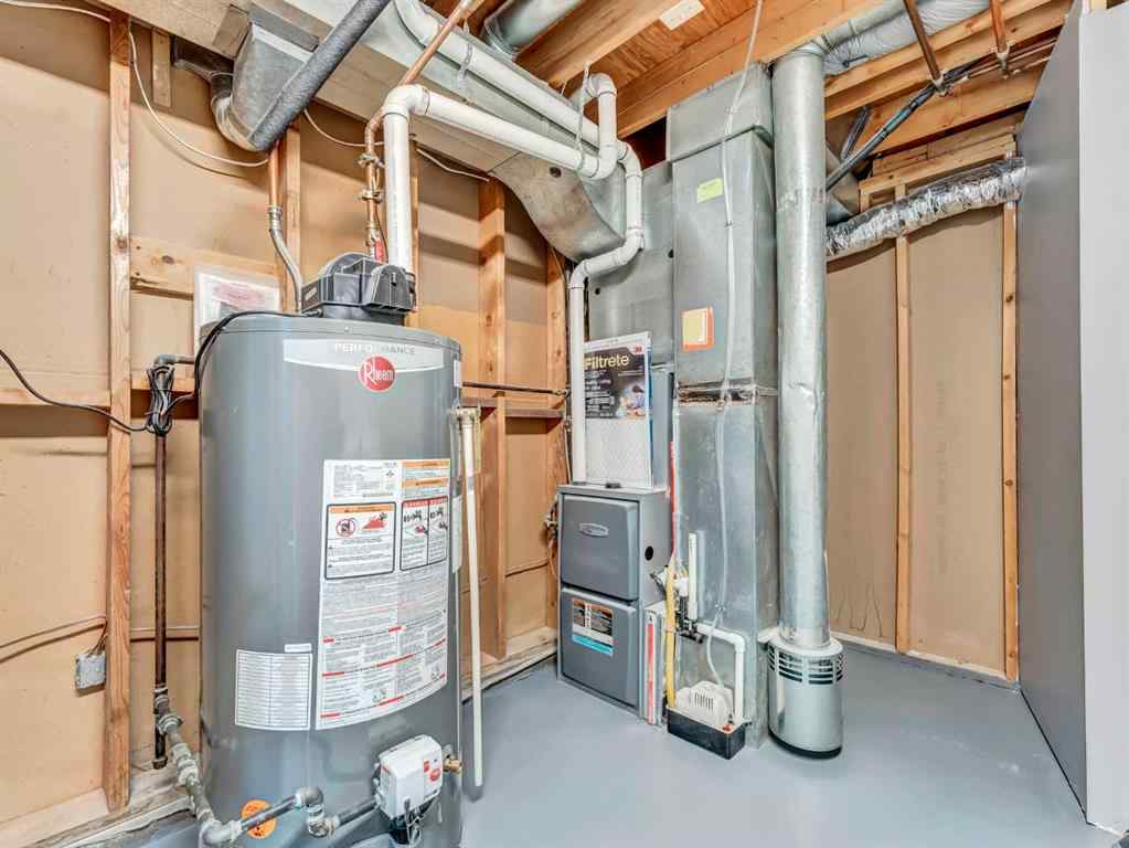 MLS® A2263108 - 9 Rossmere Way SE in Ross Glen Medicine Hat, Residential