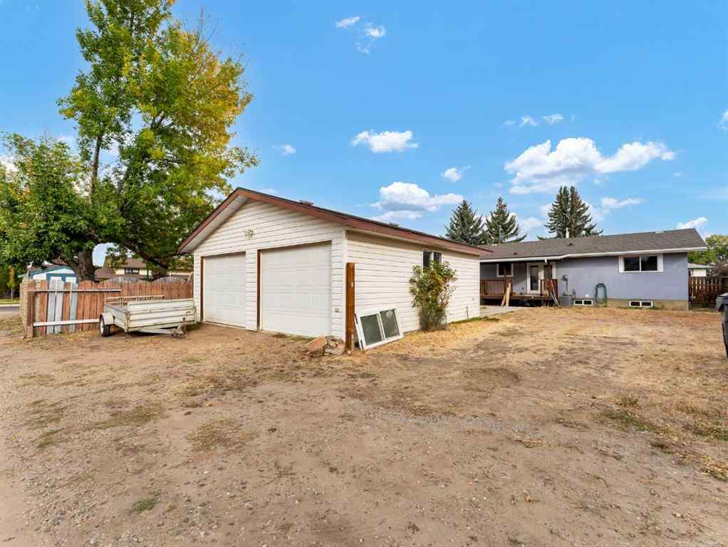 MLS® A2263108 - 9 Rossmere Way SE in Ross Glen Medicine Hat, Residential