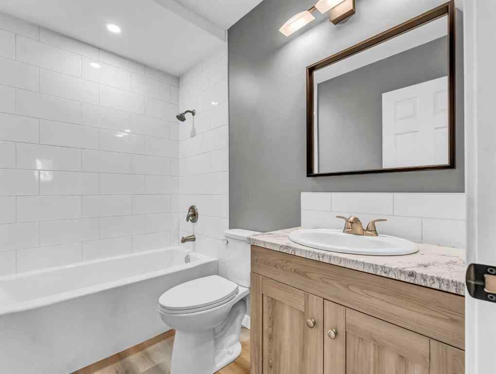 MLS® A2263108 - 9 Rossmere Way SE in Ross Glen Medicine Hat, Residential