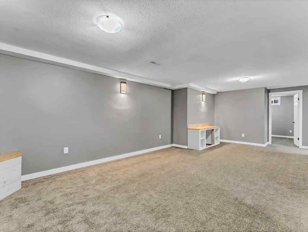 MLS® A2263108 - 9 Rossmere Way SE in Ross Glen Medicine Hat, Residential