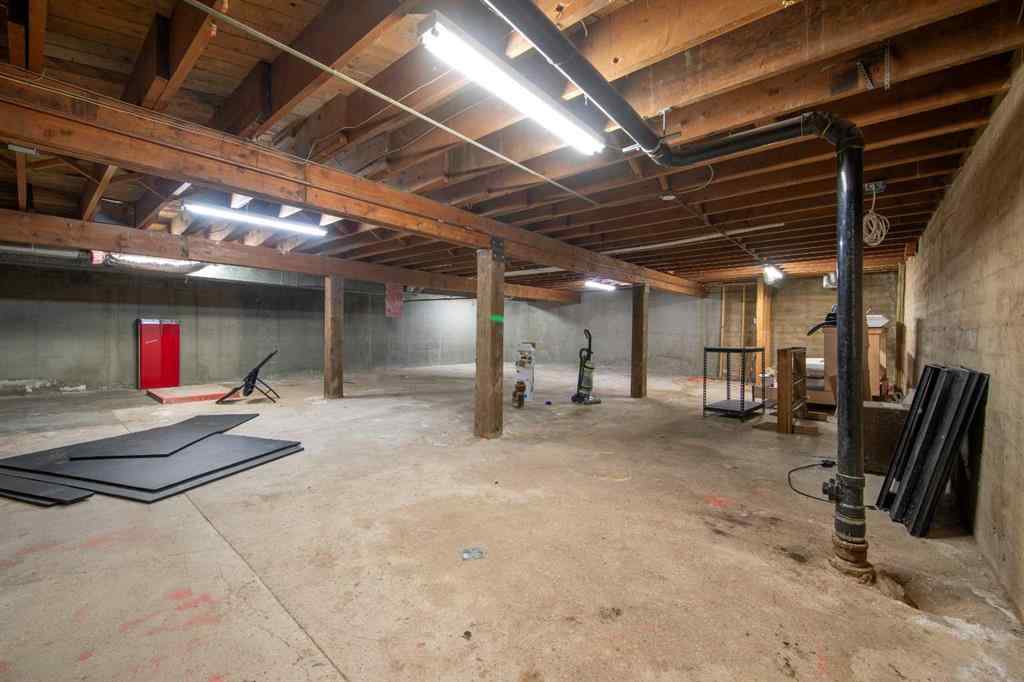 MLS® A2263110 - 5007 50 Street  in Central Business District Lloydminster, Commercial