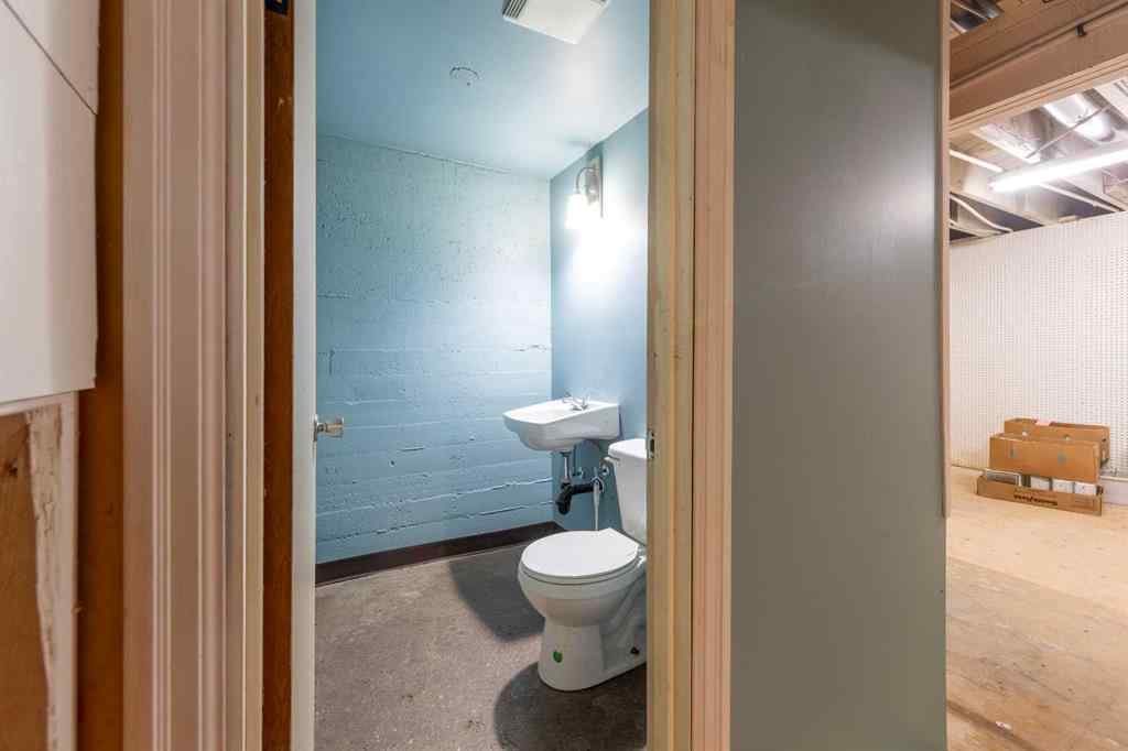 MLS® A2263110 - 5007 50 Street  in Central Business District Lloydminster, Commercial