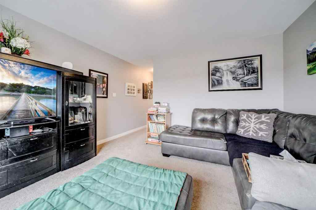 MLS® A2263112 - 60 Alma Isobell Hodder Crescent N in Legacy Ridge / Hardieville Lethbridge, Residential