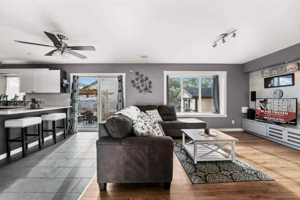 MLS® A2263117 - 2034 Luxstone Boulevard SW in Luxstone Airdrie, Residential