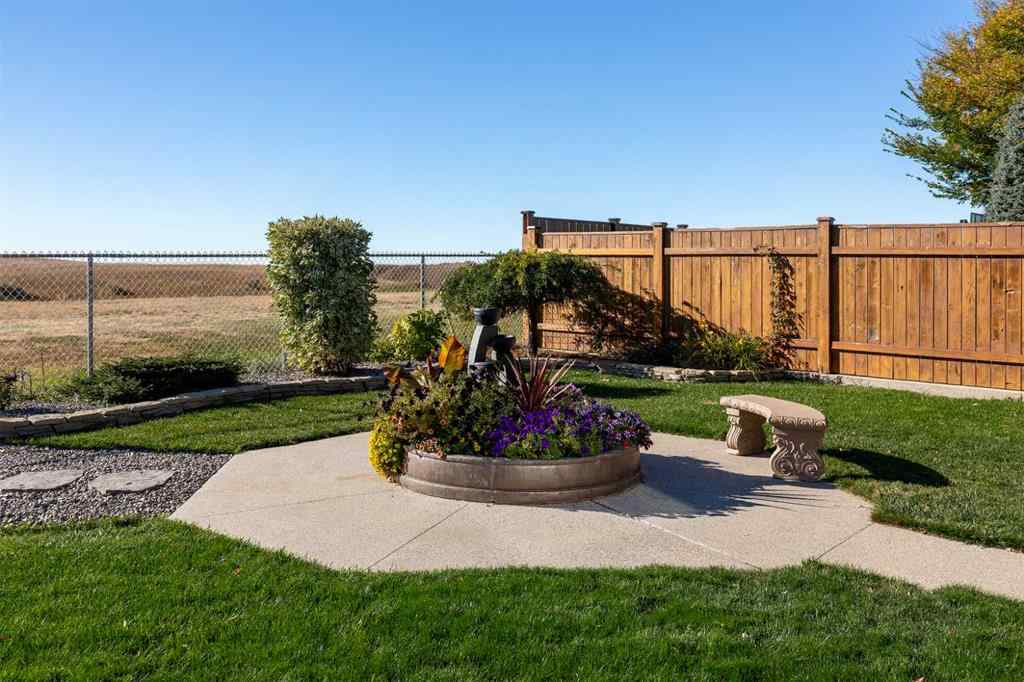 MLS® A2263119 - 80 Canyon Boulevard W in Paradise Canyon Lethbridge, Residential