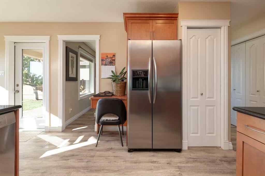 MLS® A2263119 - 80 Canyon Boulevard W in Paradise Canyon Lethbridge, Residential