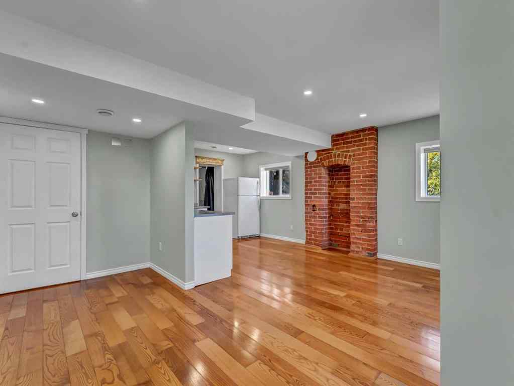 MLS® A2263120 - 332 5 Street SE in SE Hill Medicine Hat, Residential