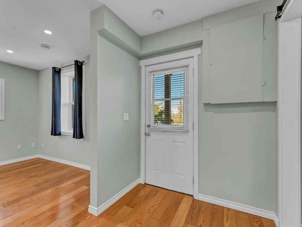 MLS® A2263120 - 332 5 Street SE in SE Hill Medicine Hat, Residential