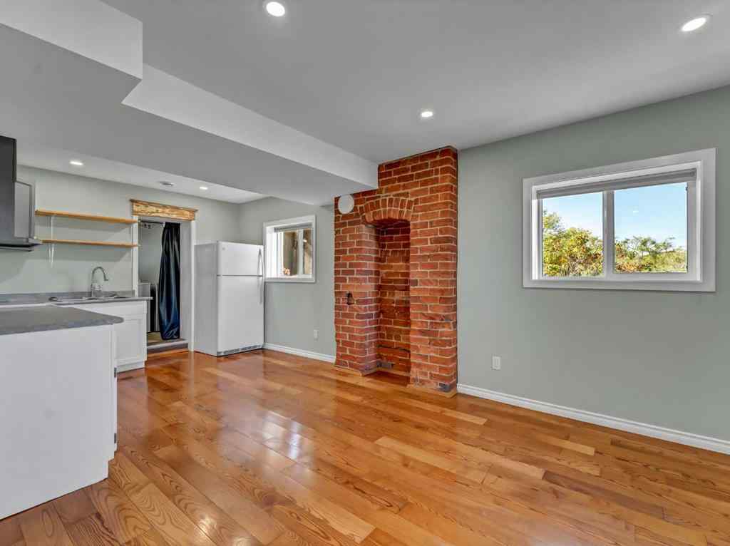 MLS® A2263120 - 332 5 Street SE in SE Hill Medicine Hat, Residential